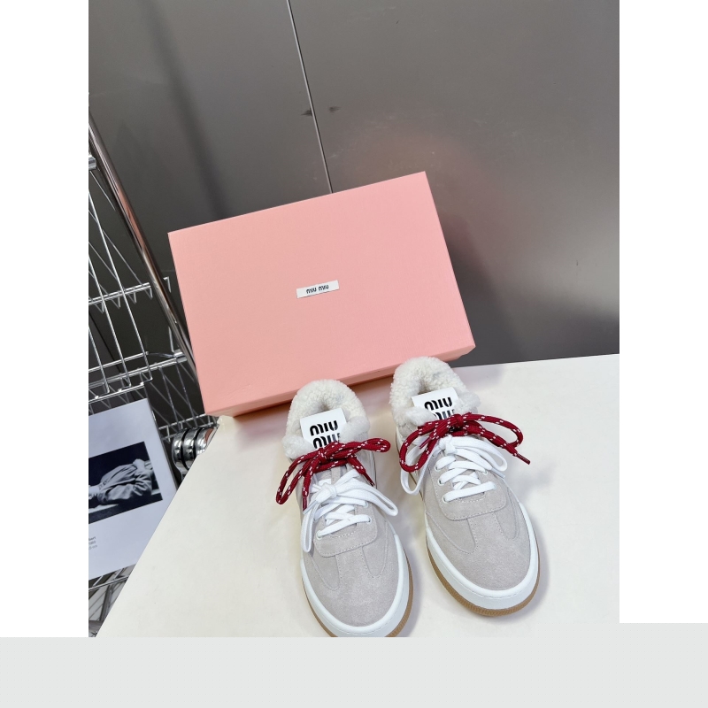 Miu Miu Casual Shoes